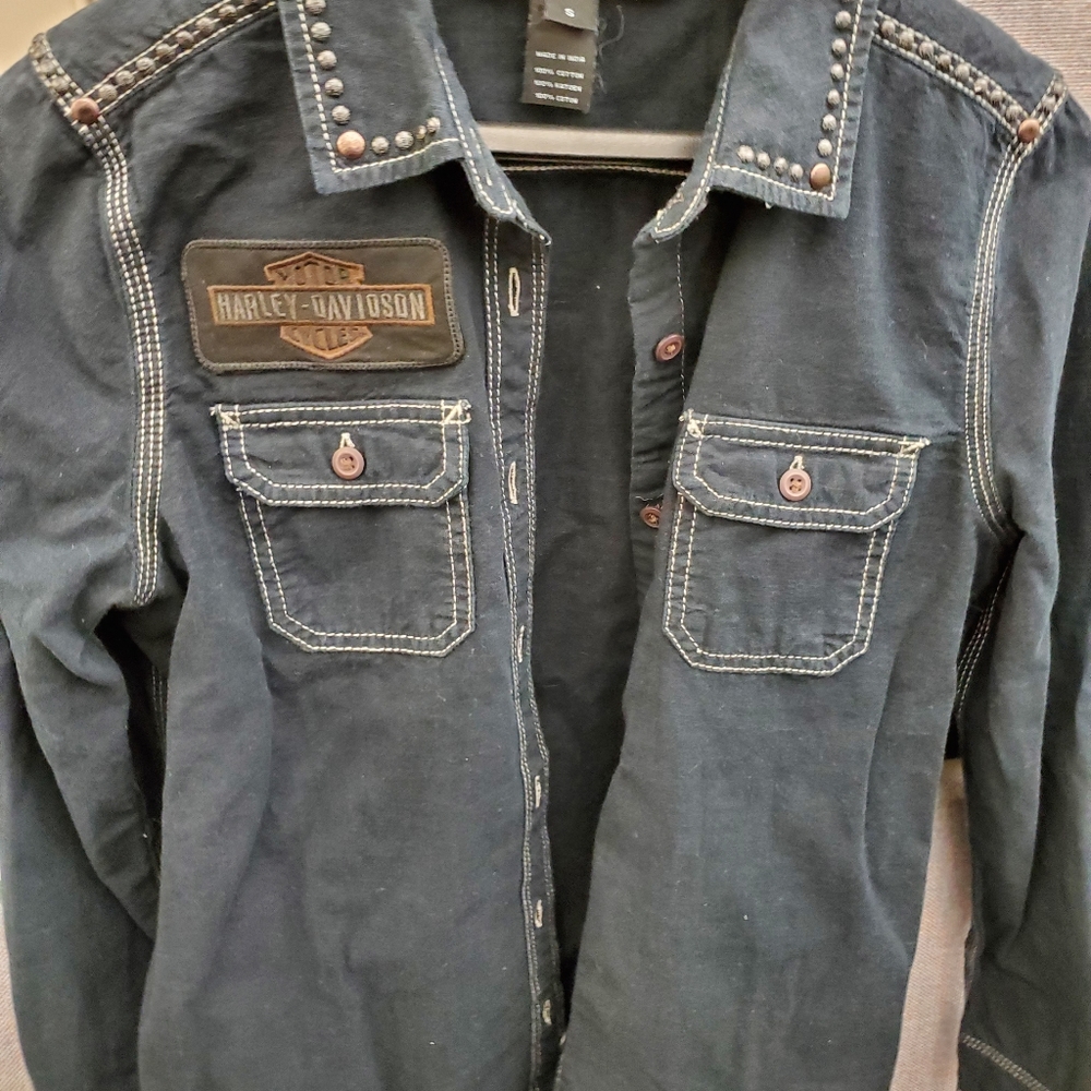 Long sleeve shirt